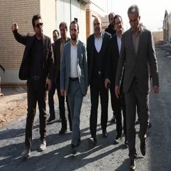 بازدید میدانی مدیرعامل شرکت شهرک های صنعتی یزد از واحدهای آسیب دیده در آتش سوزی شهرک صنعتی فولاد